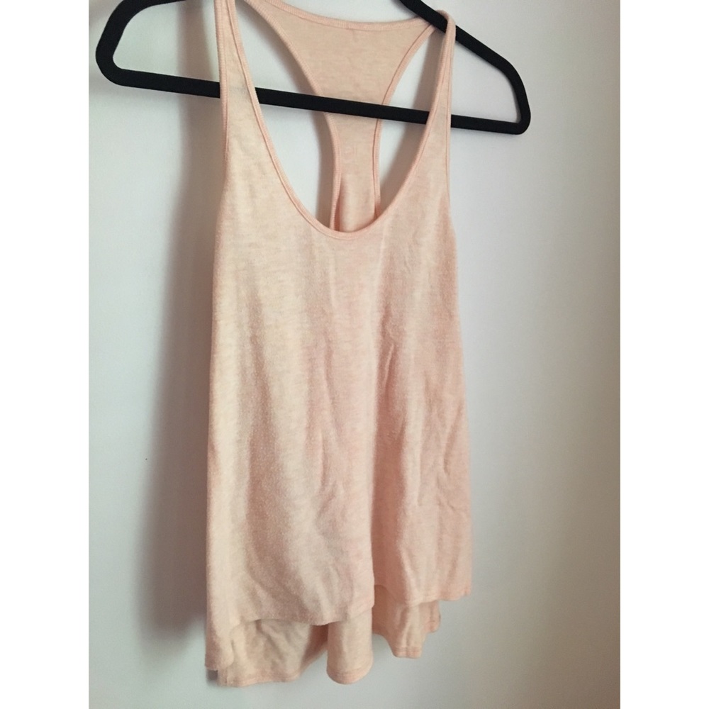 Bundle of 3 Alo yoga fuzzy soft tanks.